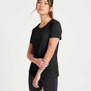 WOMEN'S COOL SMOOTH T