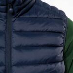 MEN’S LIGHTWEIGHT SLEEVELESS FAKE DOWN JACKET