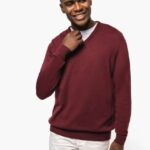 MEN’S V-NECK JUMPER