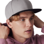 SNAPBACK CAP - 6 PANELS