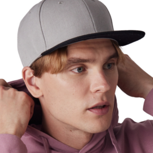 SNAPBACK CAP - 6 PANELS